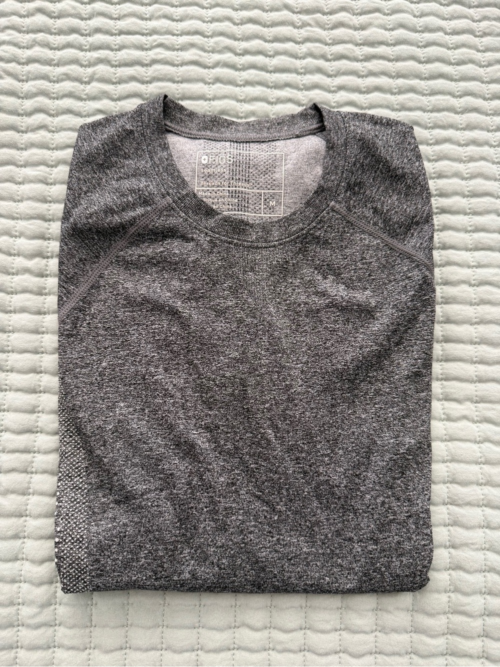 FIGS salta seamless underscrub long sleeve in graphite